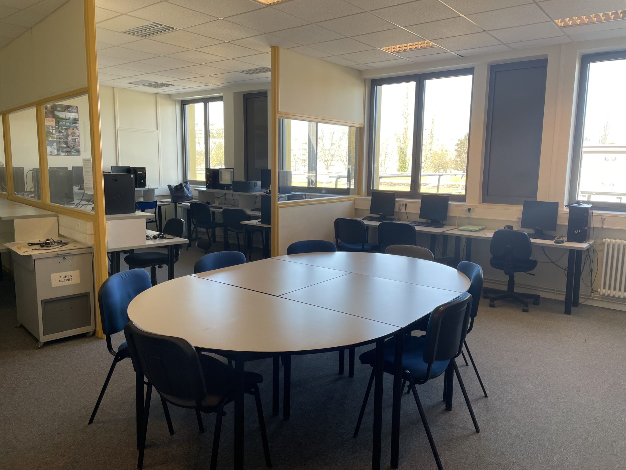 Lycée Aliénor D'aquitaine 41 Rue Pierre De Coubertin 86034 Poitiers